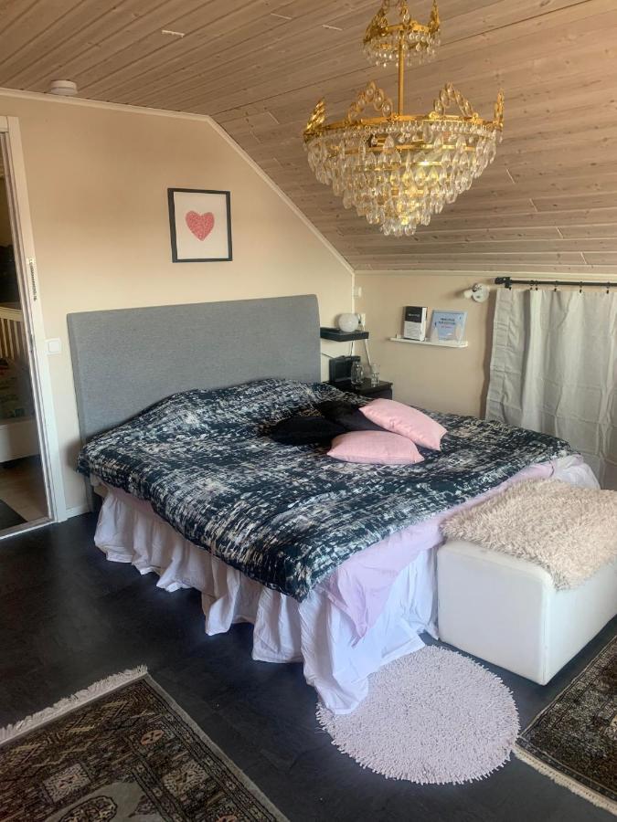 Charming Room With Big Bed Lulea Ngoại thất bức ảnh